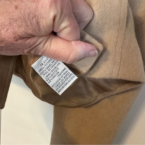 Talbots Jacket Camel Hair Blazer Toggle Closures Pockets Cropped Sz 12 - Picture 8 of 11